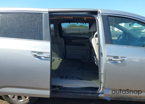 2016 Honda Odyssey Se из США, поврежденный, VIN 5FNRL5H37GB112817